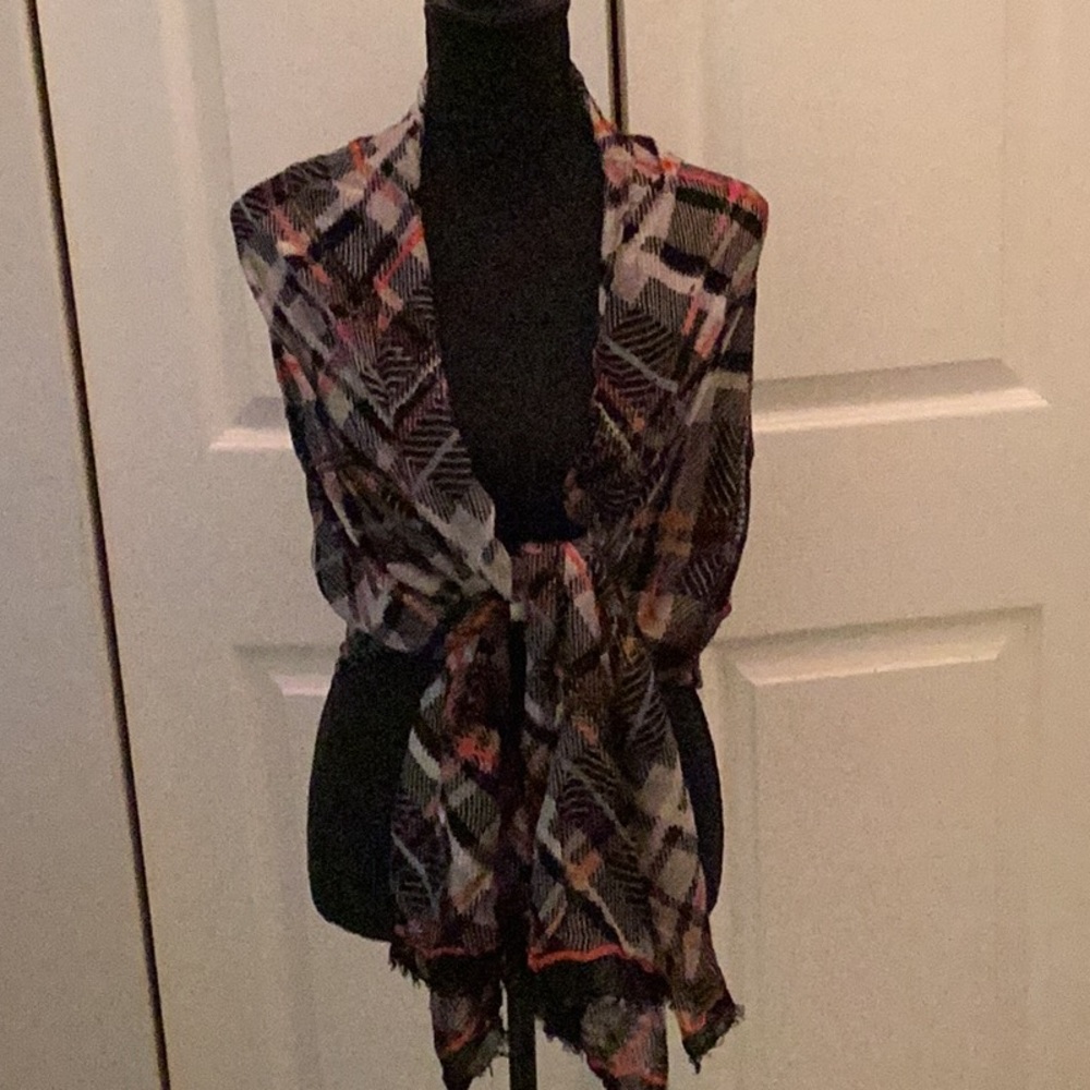 🌹NWOT Amazing Vera Bradley Colorful Scarf Closet Must Have 🌹